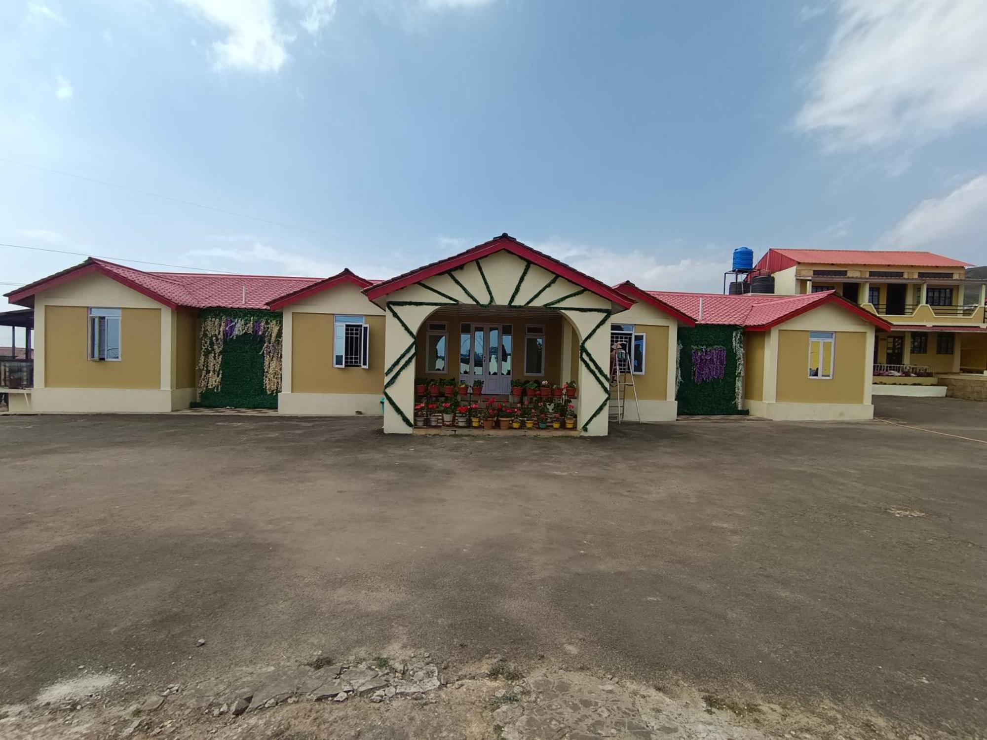 Serene Resort Черапунджи Екстериор снимка