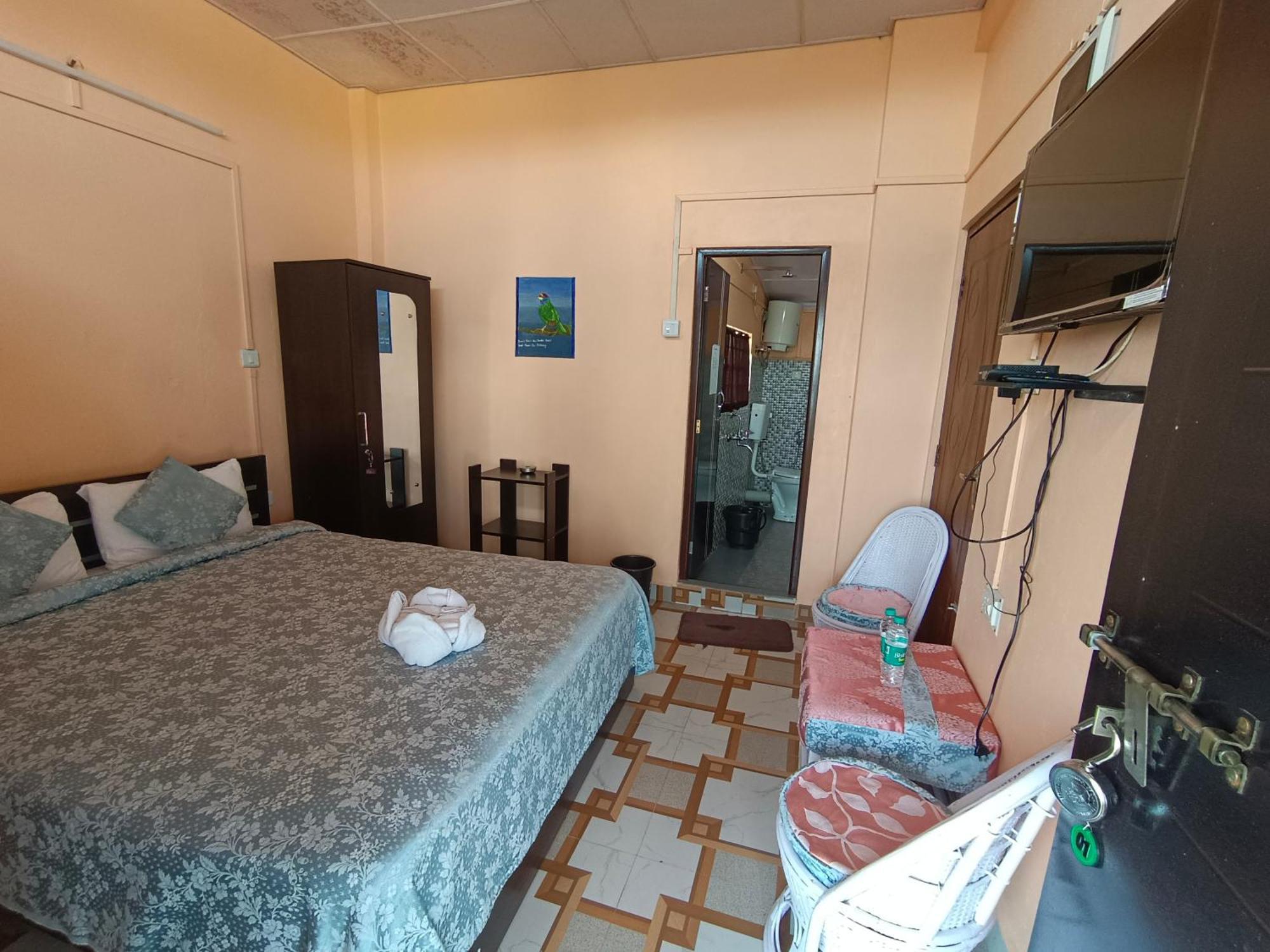 Serene Resort Черапунджи Екстериор снимка